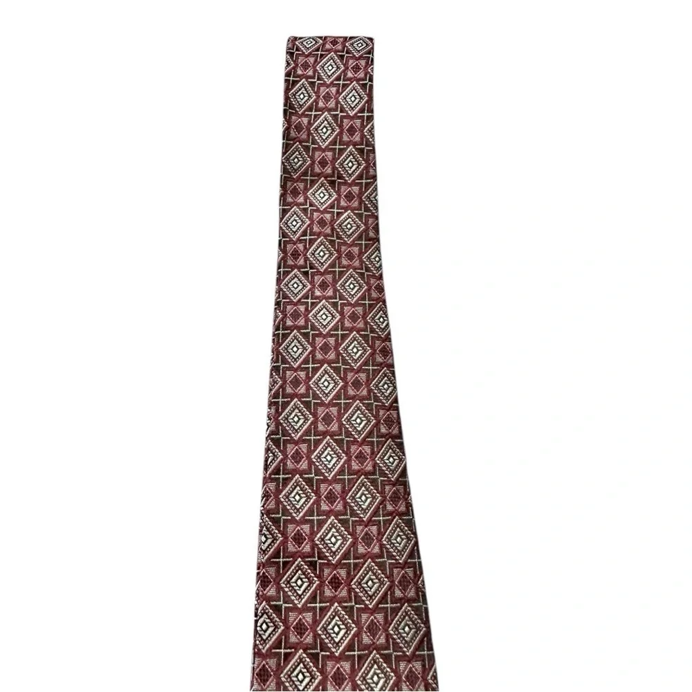 🌸Bruma Bibas- Red Geometric Print 100% Silk Tie